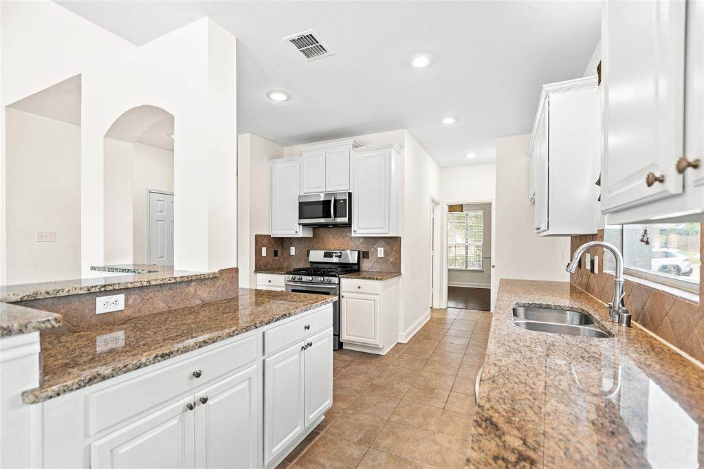 626 Louder Way - Photo 1