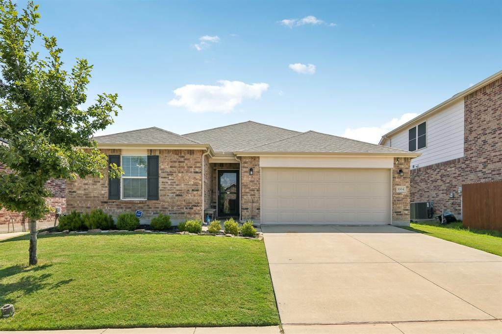 3304 Biggs Avenue - Photo 1