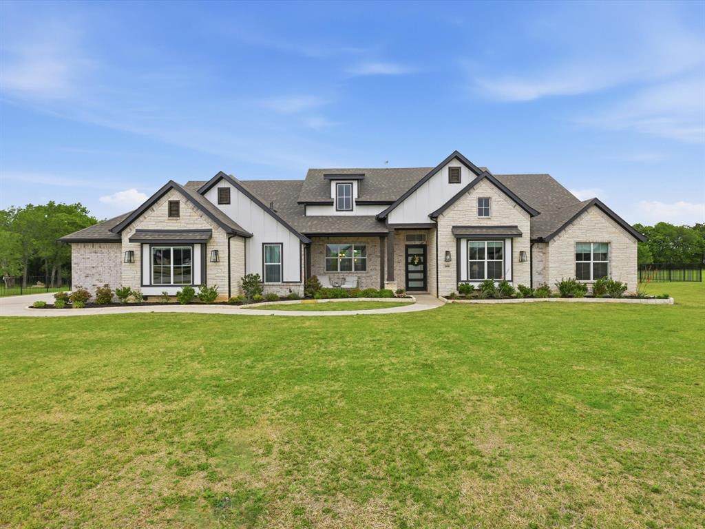 300 Waterview Drive - Photo 1