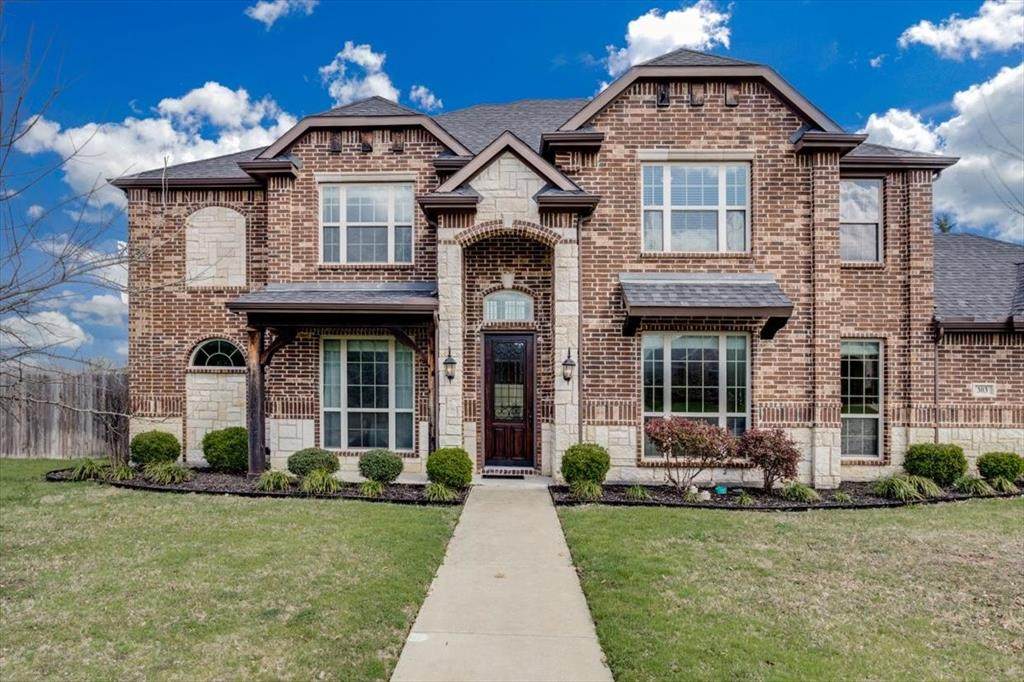 303 Fountain Creek Court - Photo 1