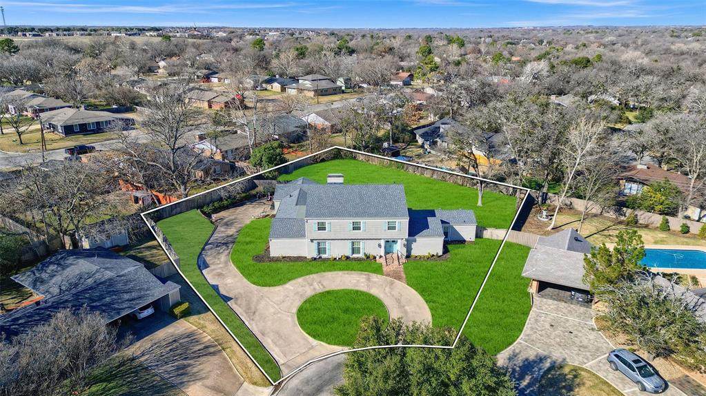 1016 Crestview Drive - Photo 1