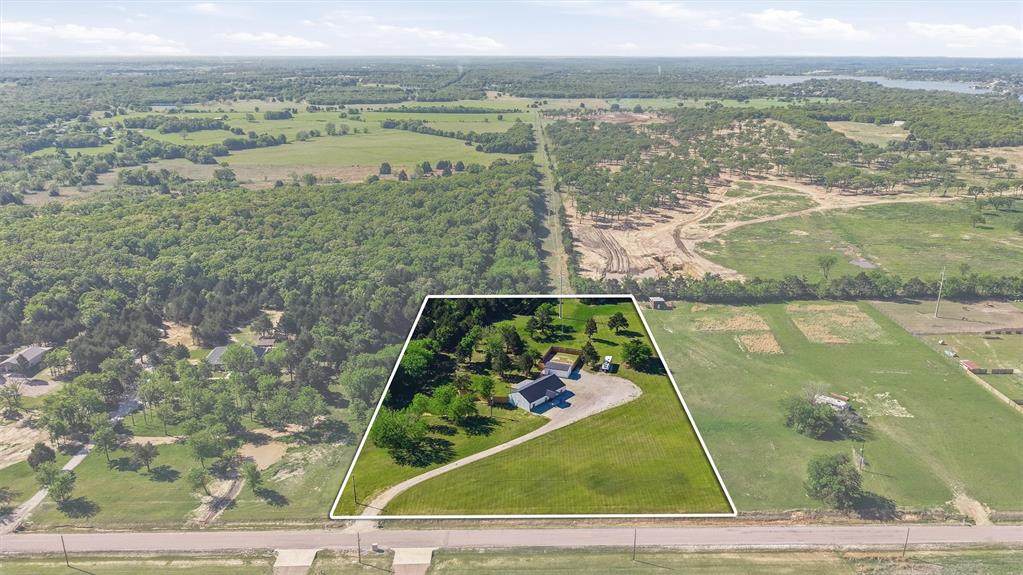 210 County Road 2184 - Photo 1
