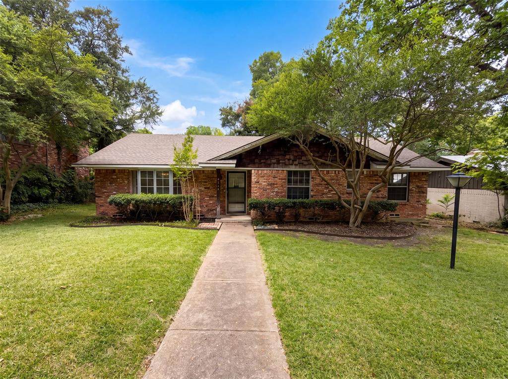 8839 Sweetwater Drive - Photo 1