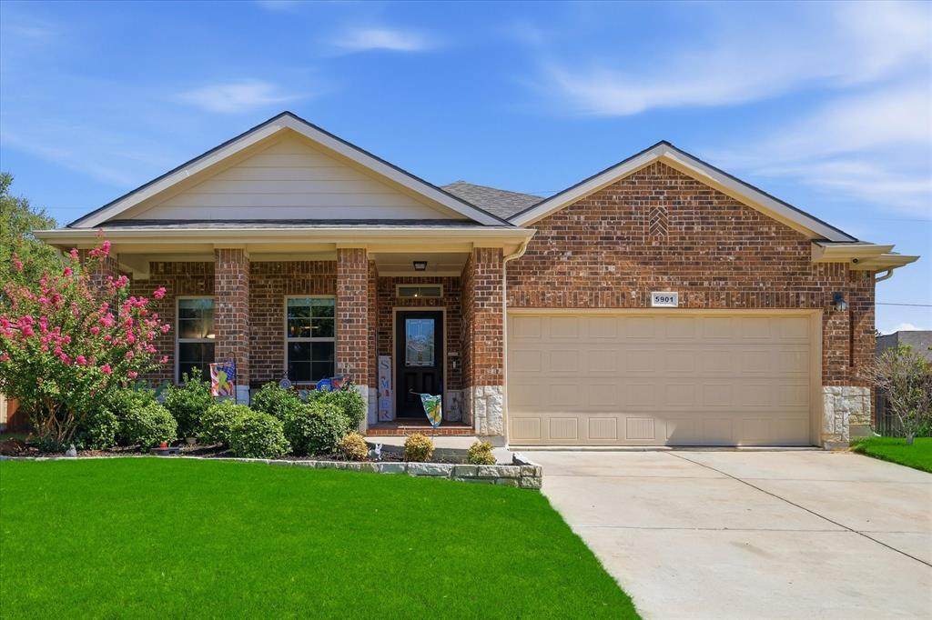 5901 Glenwood Drive - Photo 1
