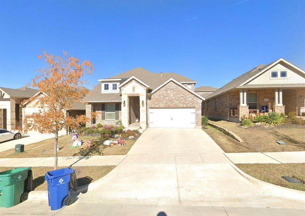 2320 Coyote Way - Photo 1