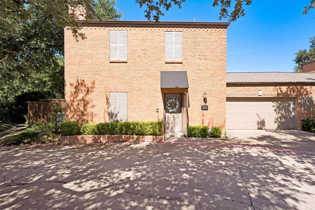 5727 Remington Park Square - Photo 1