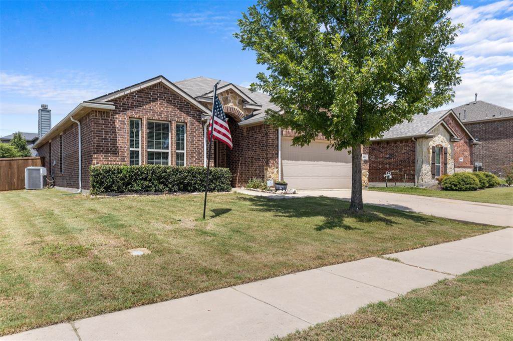 404 Marquette Drive - Photo 1
