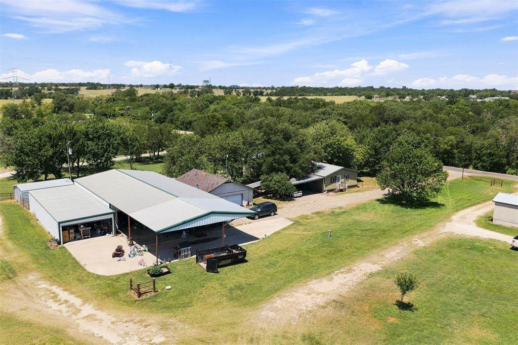 252 Blackland Road - Photo 1