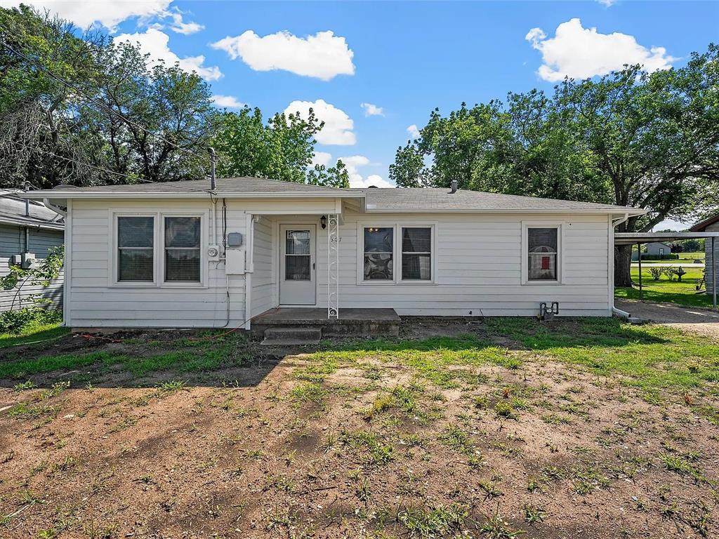 307 Playdium Drive - Photo 1