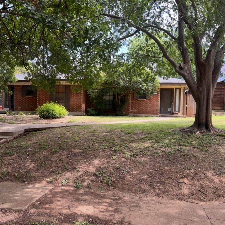 2123 Mistletoe Avenue - Photo 1