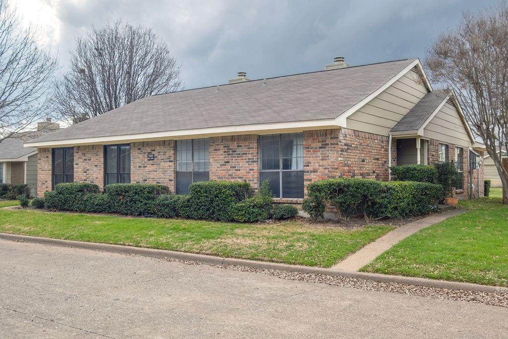 1805 Spring Creek Parkway - Photo 1