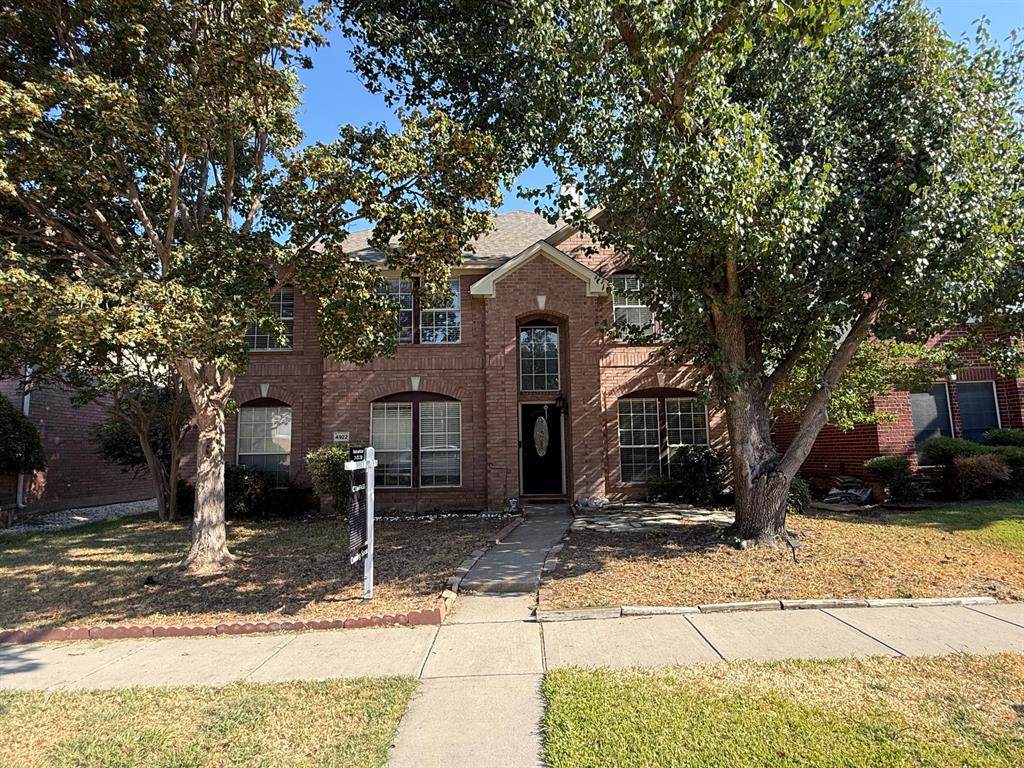 4922 Silverweed Drive - Photo 1