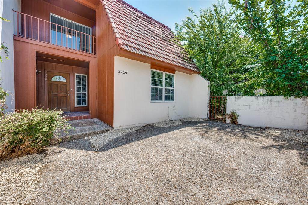 2229 Seville Court - Photo 1