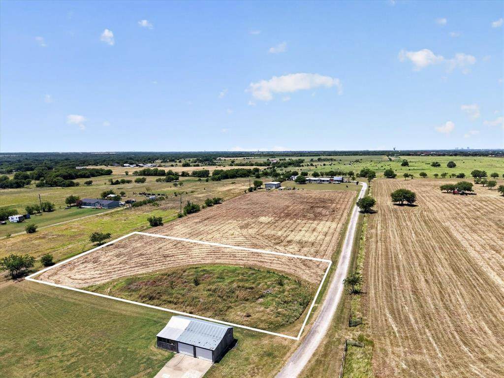 1495 Lone Elm Road - Photo 1