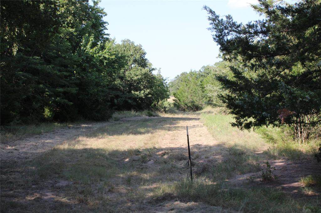 TR 4 Cr 1790 - Photo 1