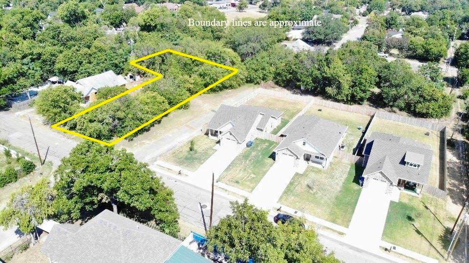 1403 Indiana Avenue - Photo 1