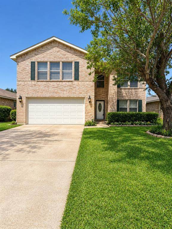 8712 Hunters Creek Drive - Photo 1