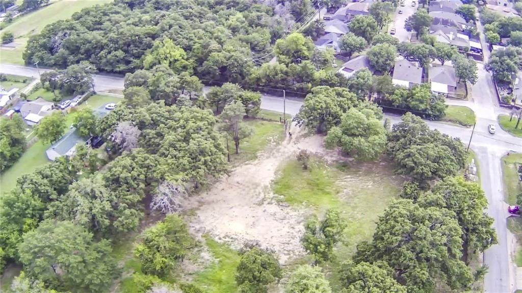 1320 Sam Houston Road - Photo 1