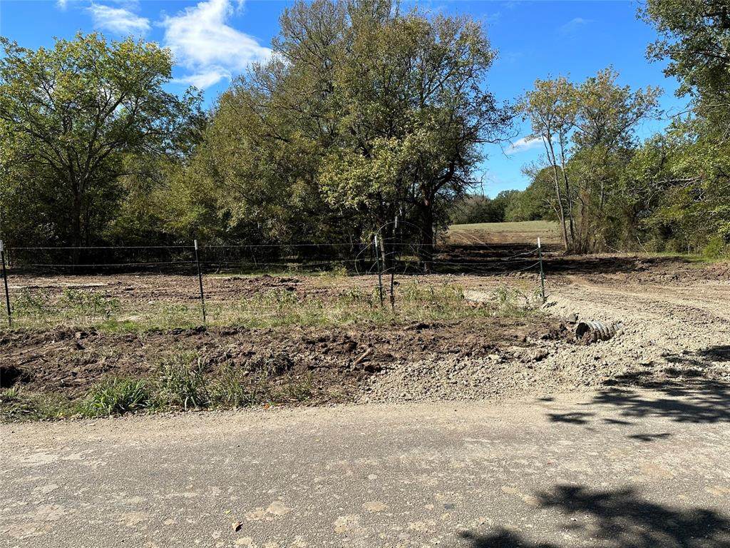 Tract 5 Co Rd 3103 - Photo 1
