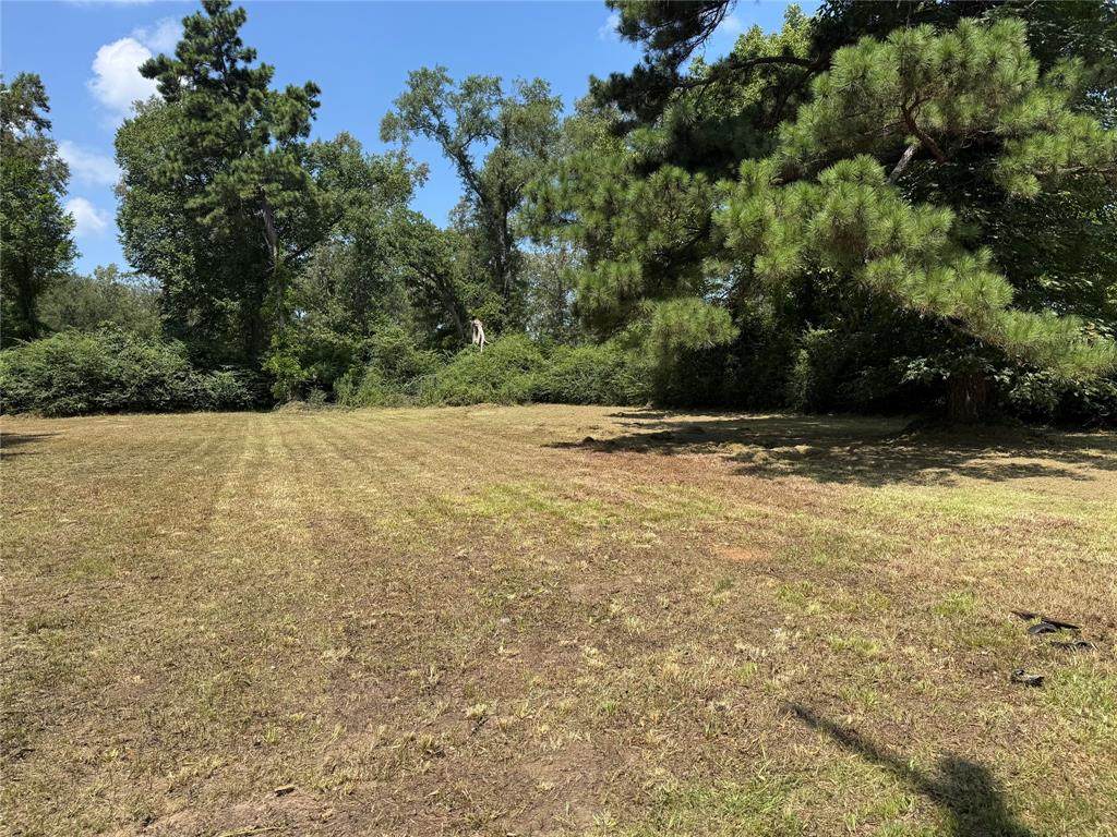 621 Lincoln Street - Photo 1