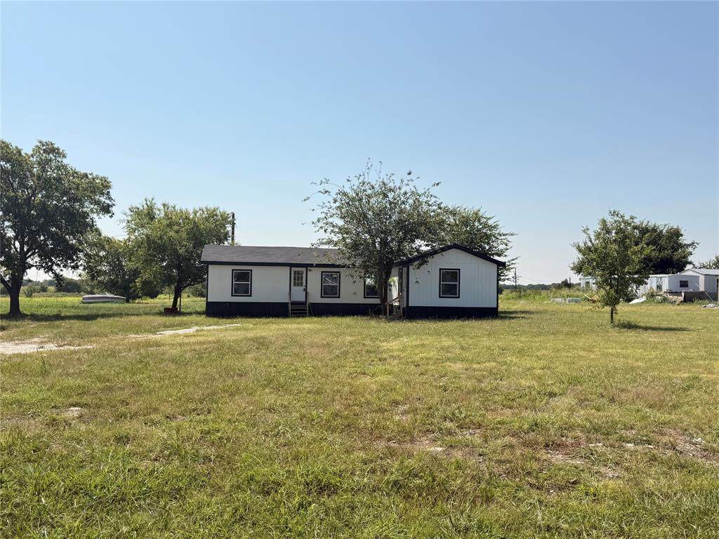 240 County Road 2723 - Photo 1