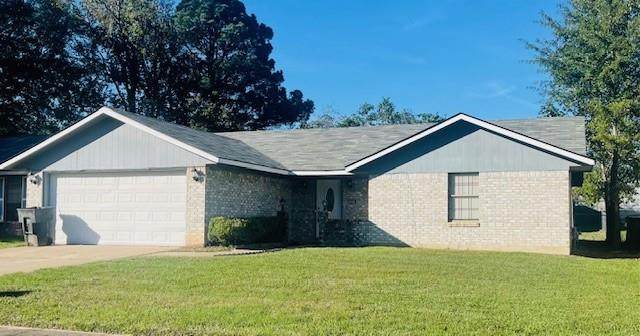 4808 Honeysuckle Lane - Photo 1