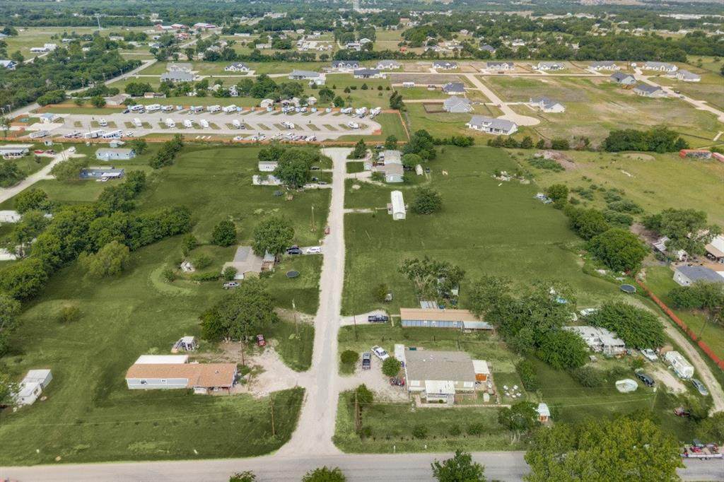 2502 County Road 900 - Photo 1