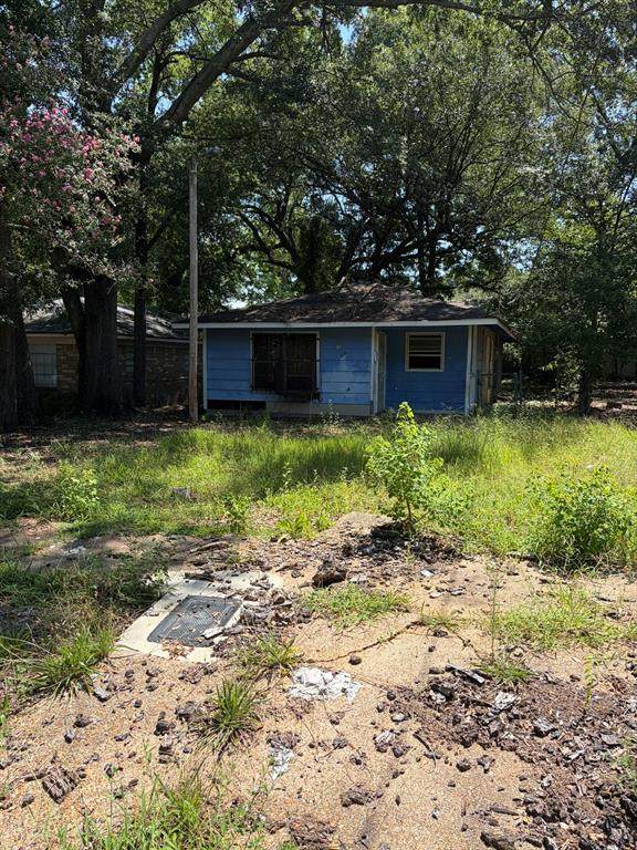 6111 Henderson Avenue - Photo 1