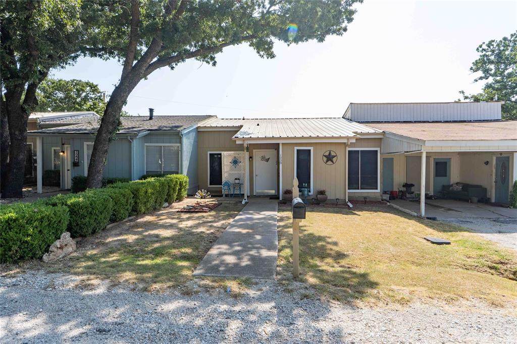 1229 Elm Court - Photo 1