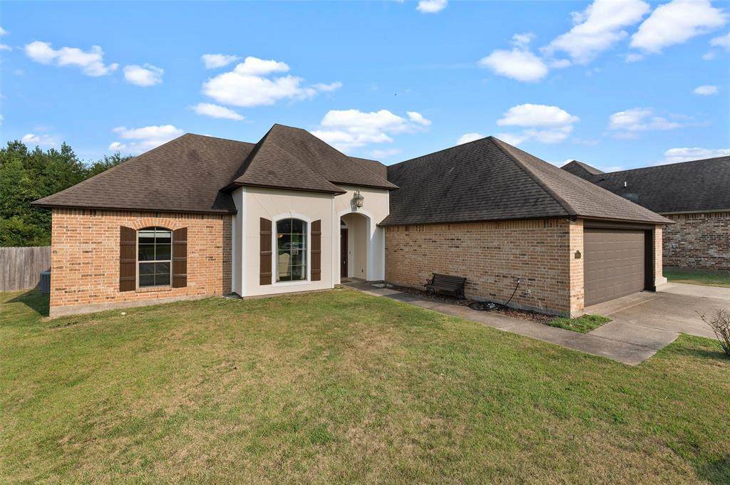 6905 Brighton Oak Circle - Photo 1