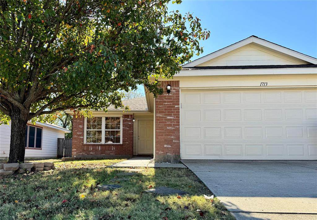 1713 Elm Street - Photo 1