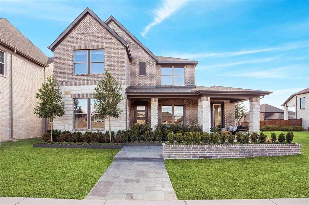 723 Grand Oak Drive - Photo 1