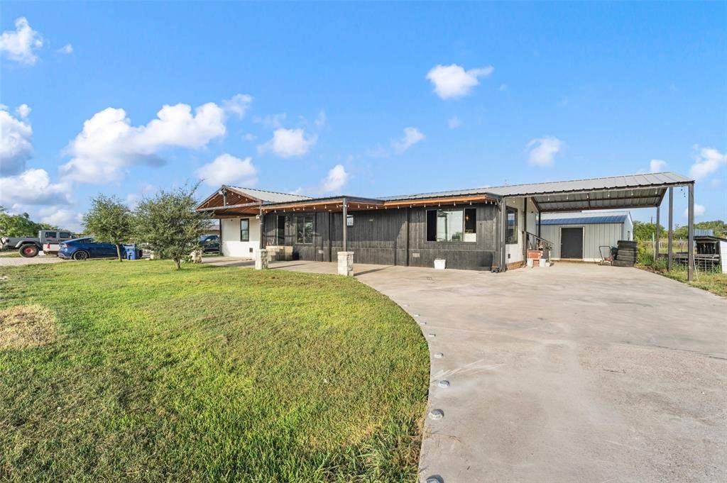 112 County Road 4028A - Photo 1
