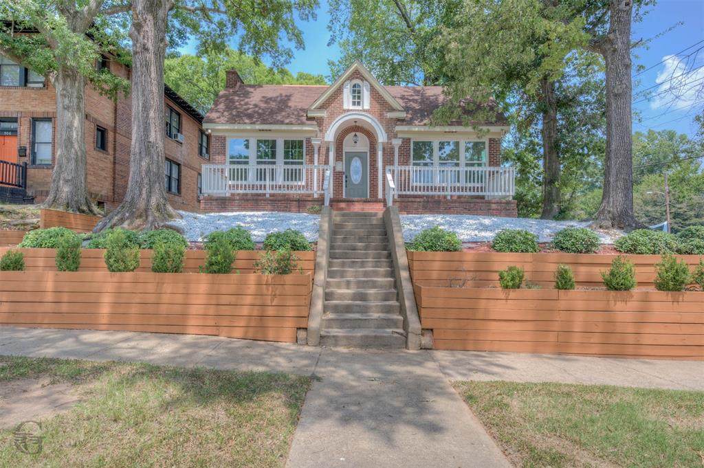 502 Kirby Place - Photo 1