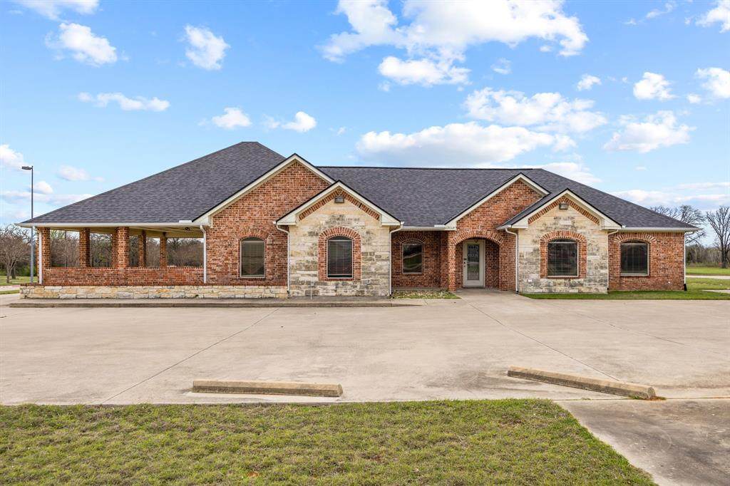 401 Center Court Drive - Photo 1