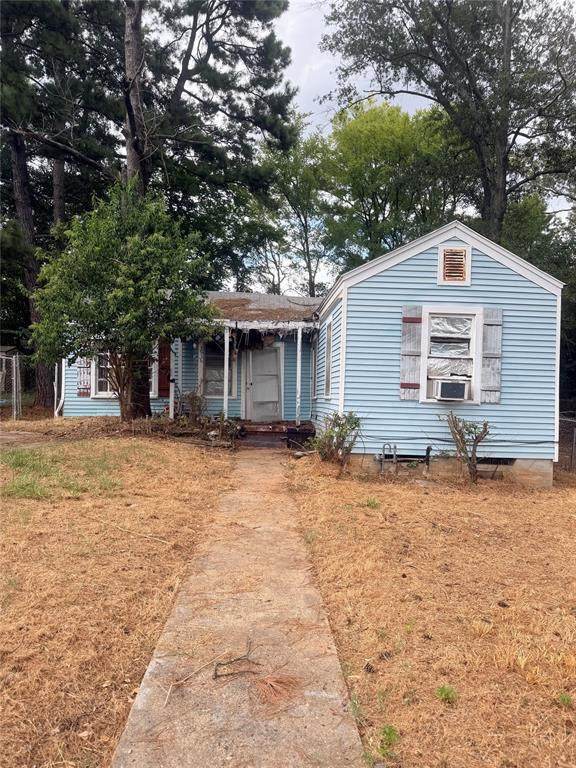 3916 Sumner Street - Photo 1