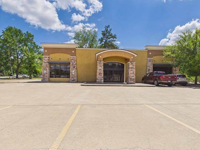 520 Main - Photo 1