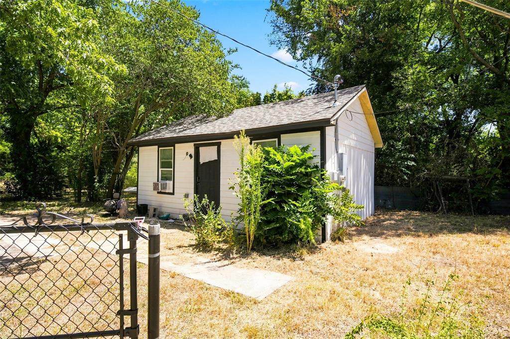 2000 Parrish Street - Photo 1