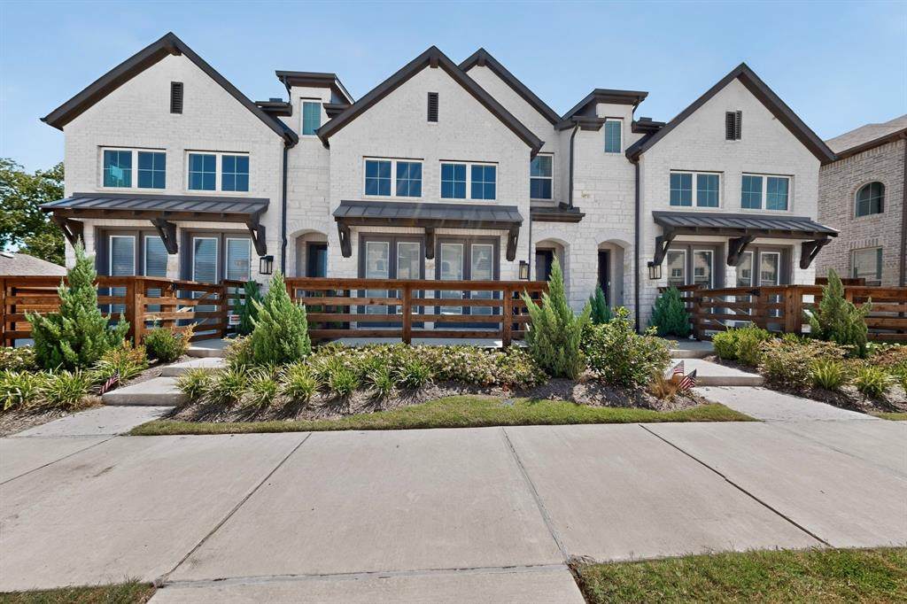 8148 Legacy Oak Drive - Photo 1