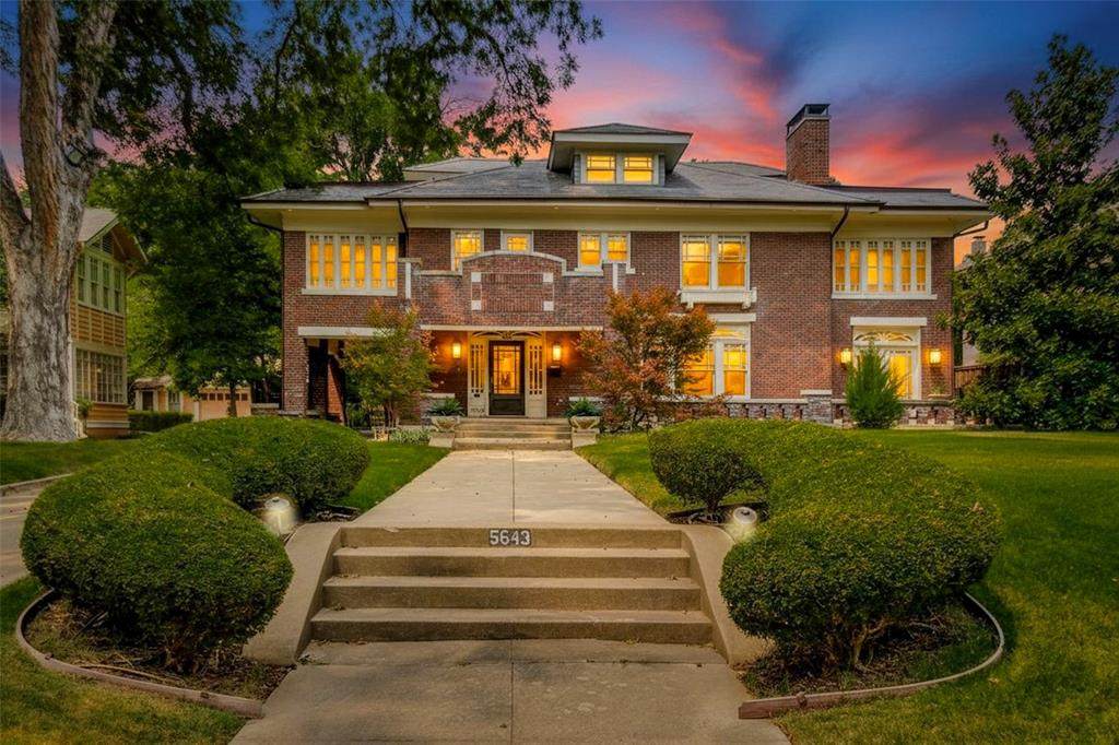 5643 Swiss Avenue - Photo 1