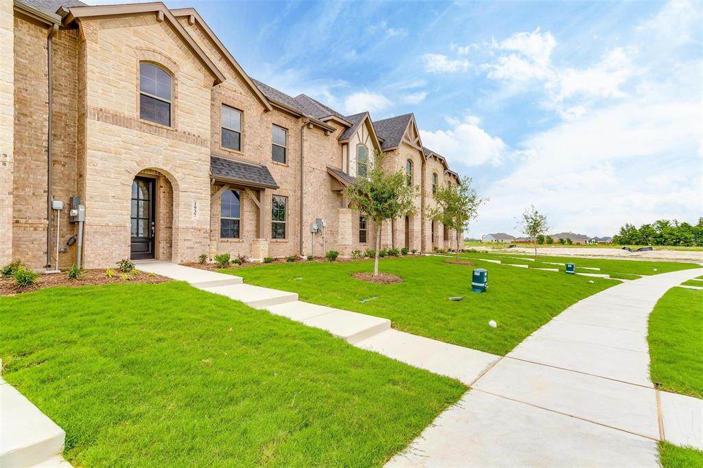 1529 Homeplace Circle - Photo 1