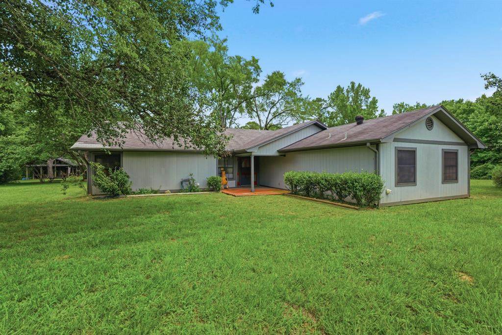6146 County Road 334 - Photo 1