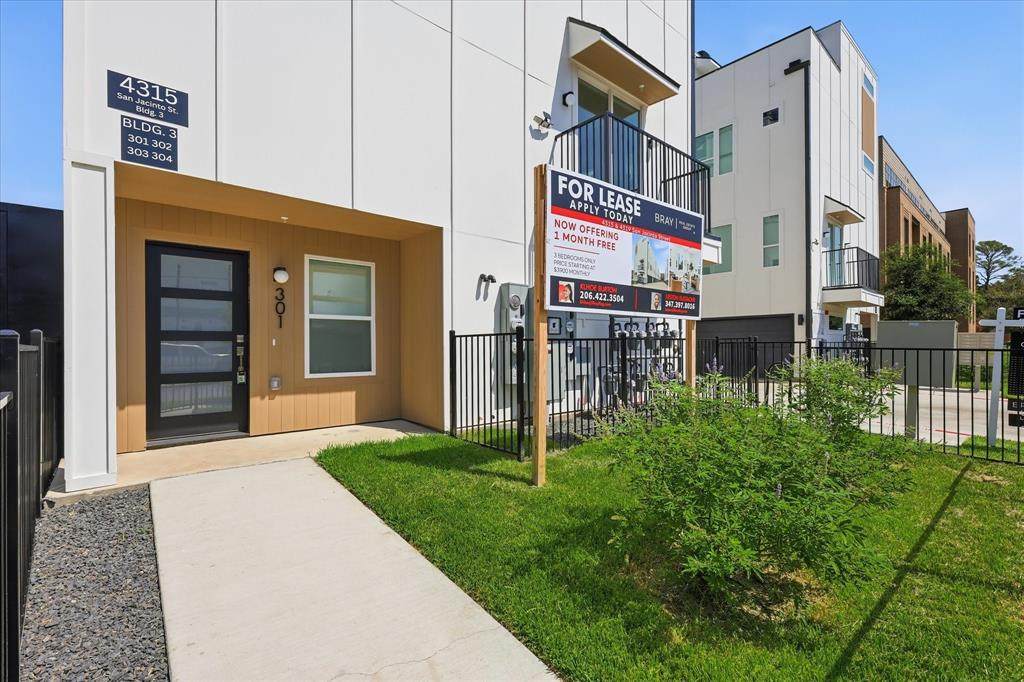 4315 San Jacinto Street - Photo 1