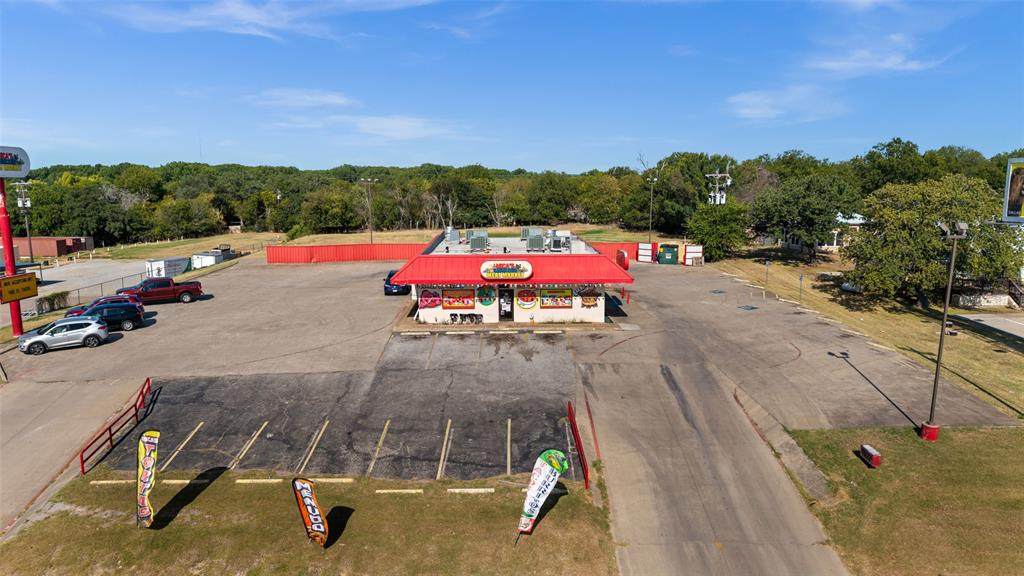 1833 Fm 730 - Photo 1
