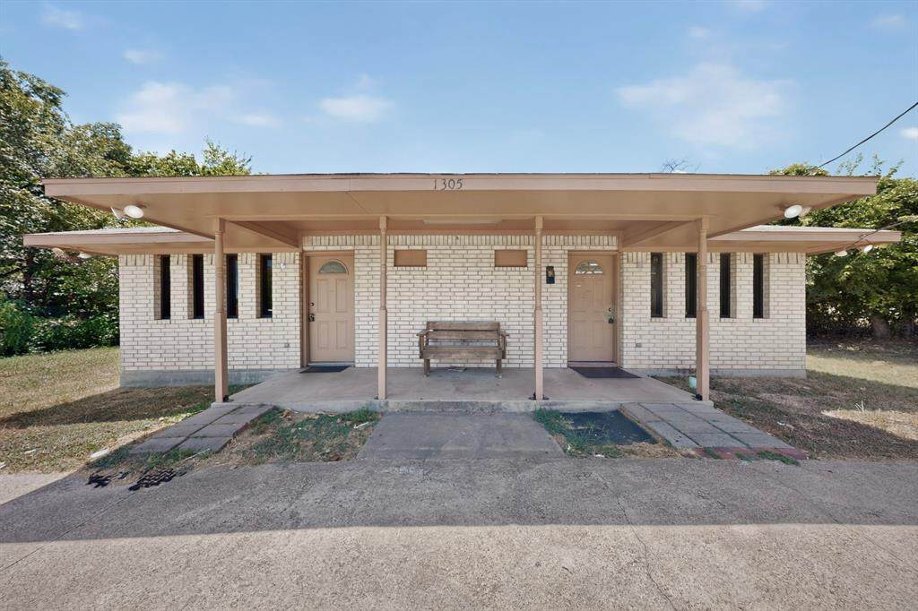 1305 Kaufman Street - Photo 1