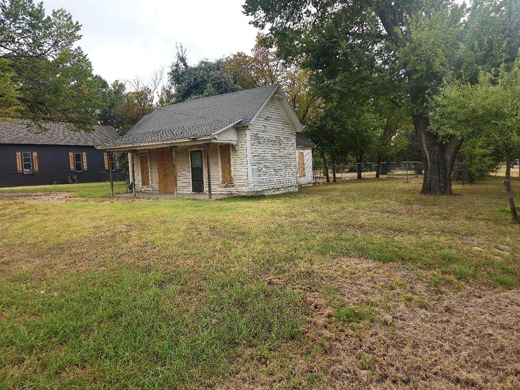 200 Main Street - Photo 1