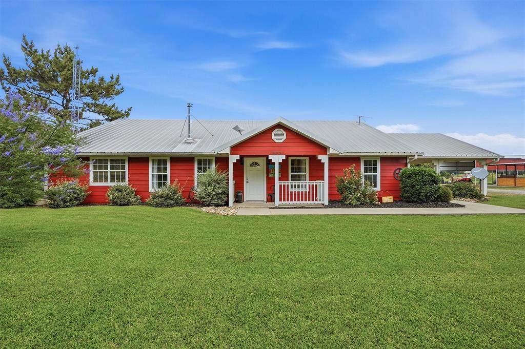905 Crawford Road - Photo 1