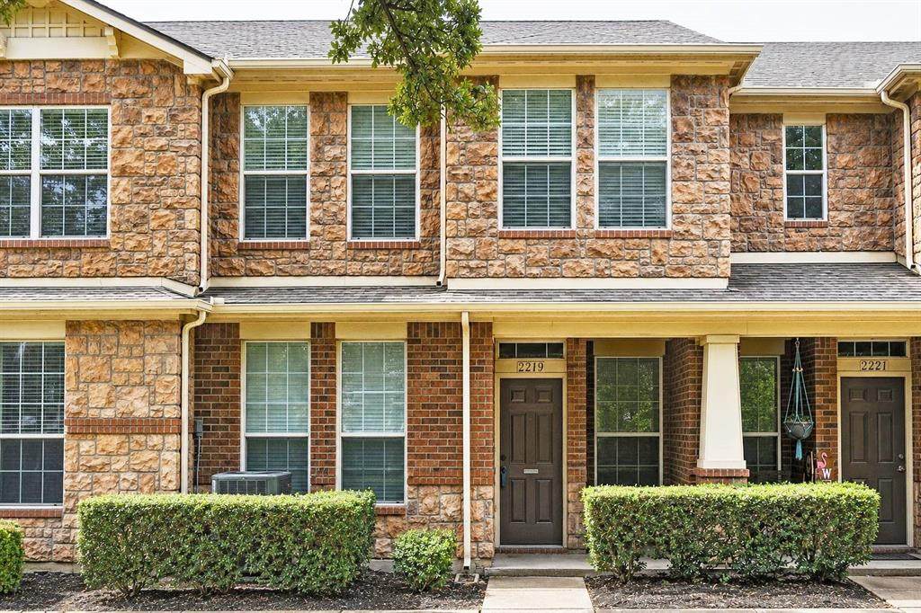 2219 Glacier Park Lane - Photo 1