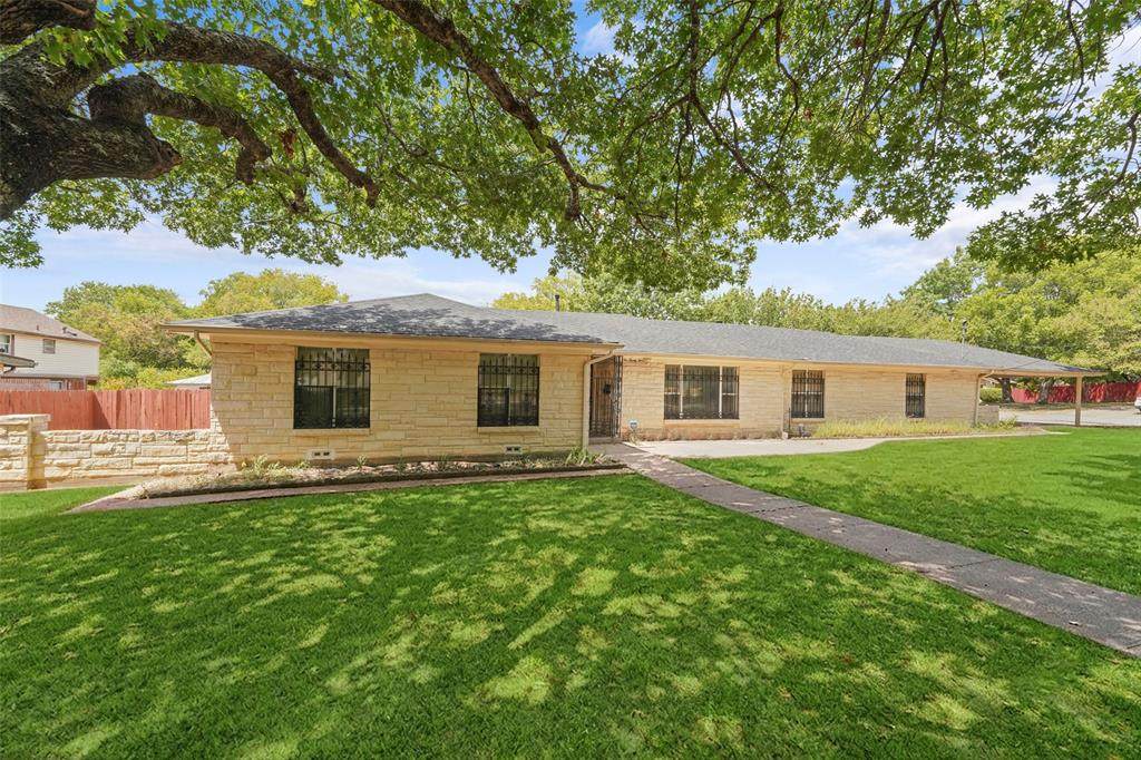 223 Crest Street - Photo 1