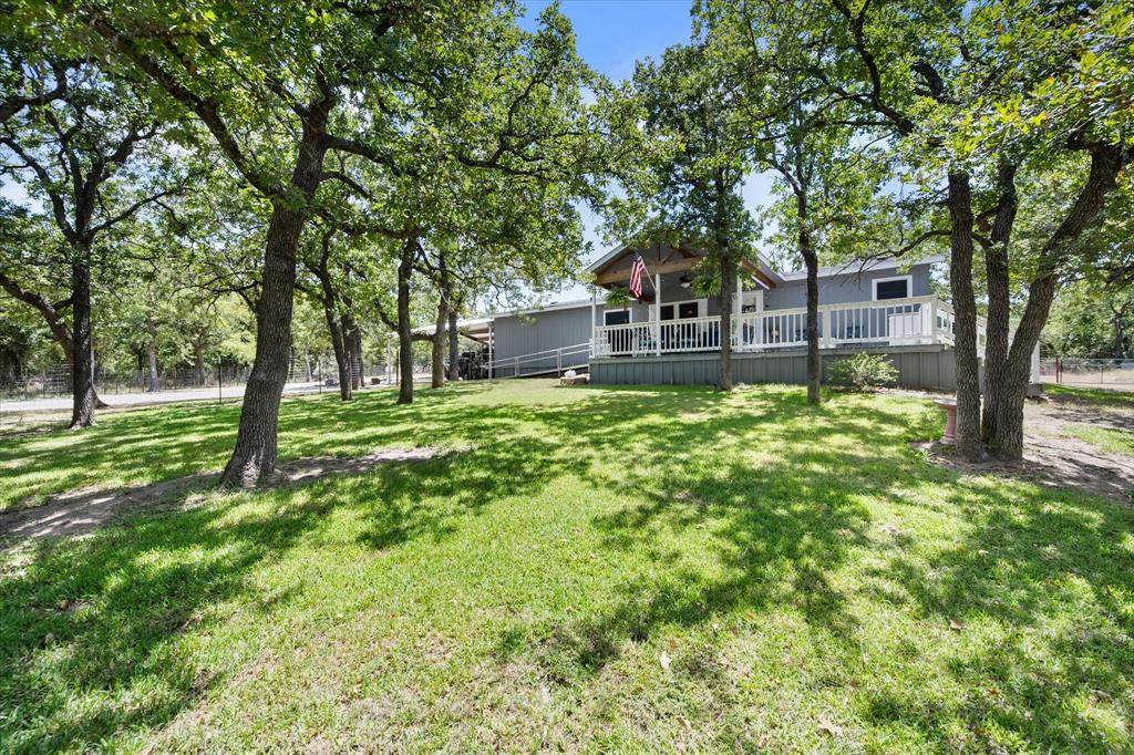 576 Threatt - Photo 1
